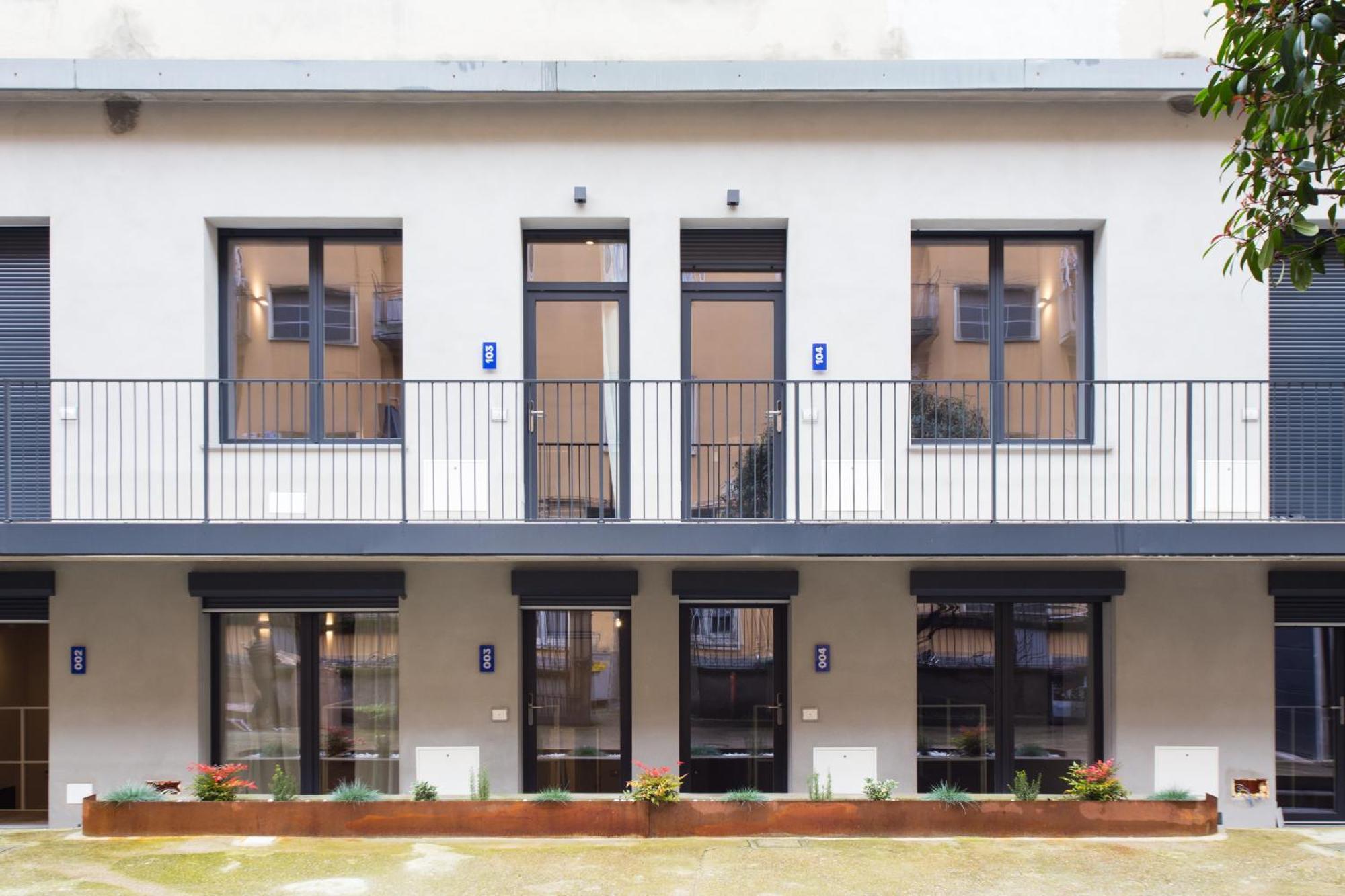Naitly Dergano Apartamento